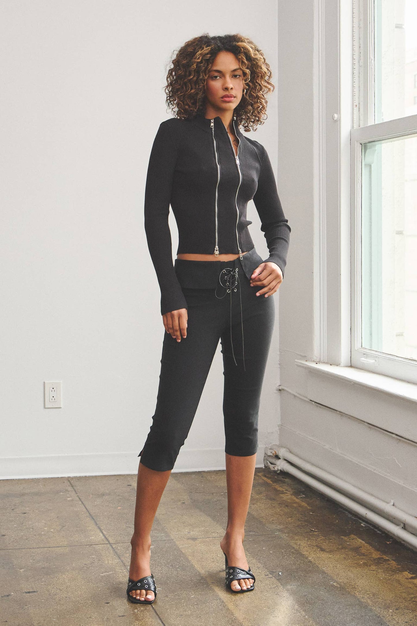 Double zipper detail ribbed mock neck top