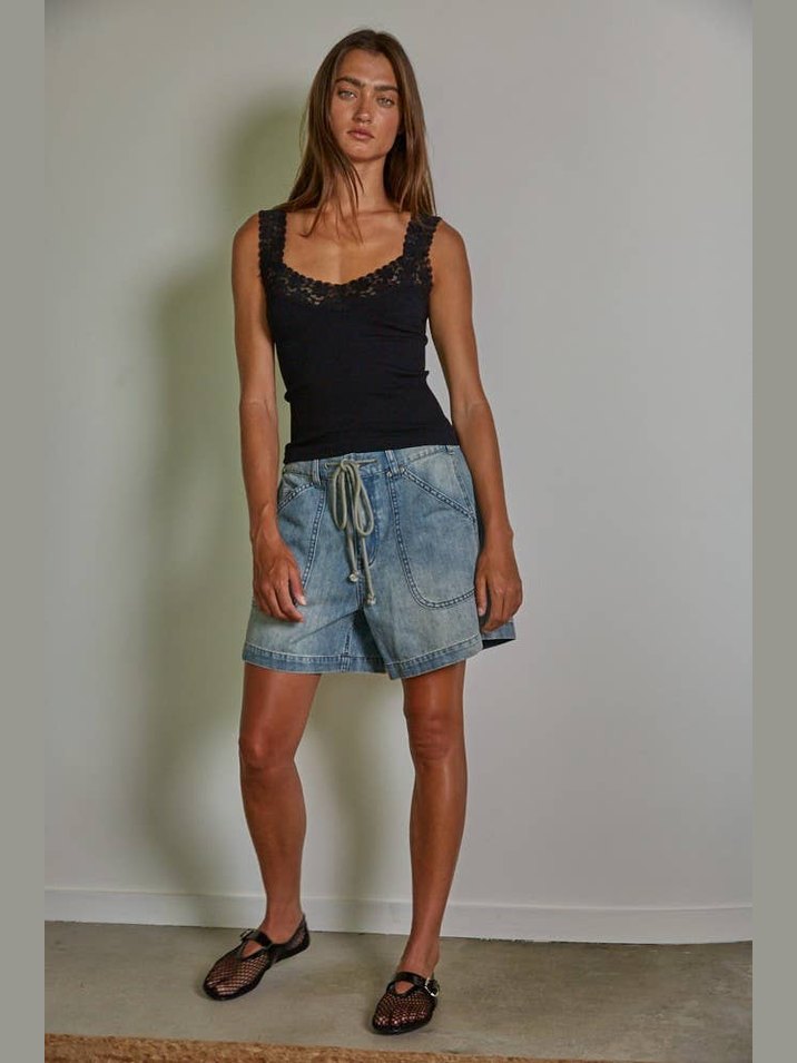 Knit Seamless Ribbed Tank Top with Lace Trim-black