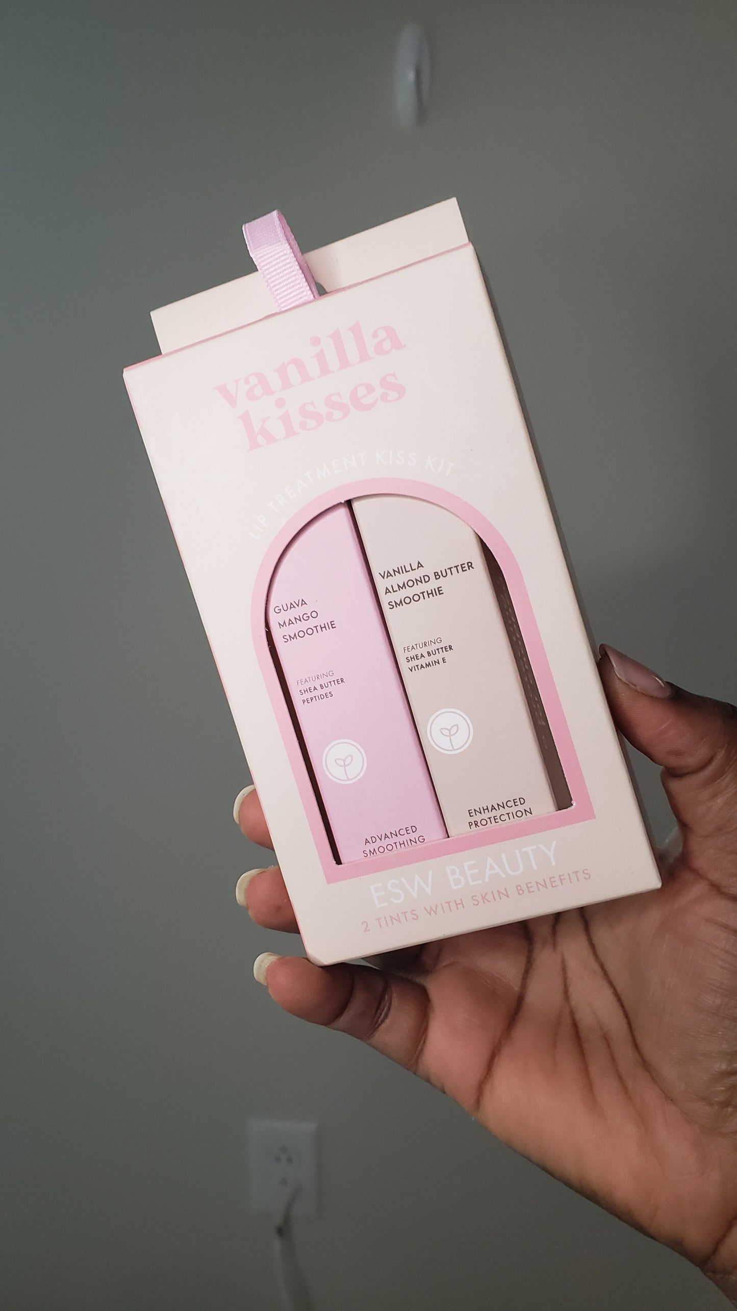 Vanilla Kisses Lip Treatment Kiss Kit