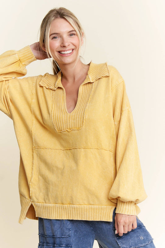 Mineral Wash Widecollar Vneck kangaroo sweatshirt(3 colors)