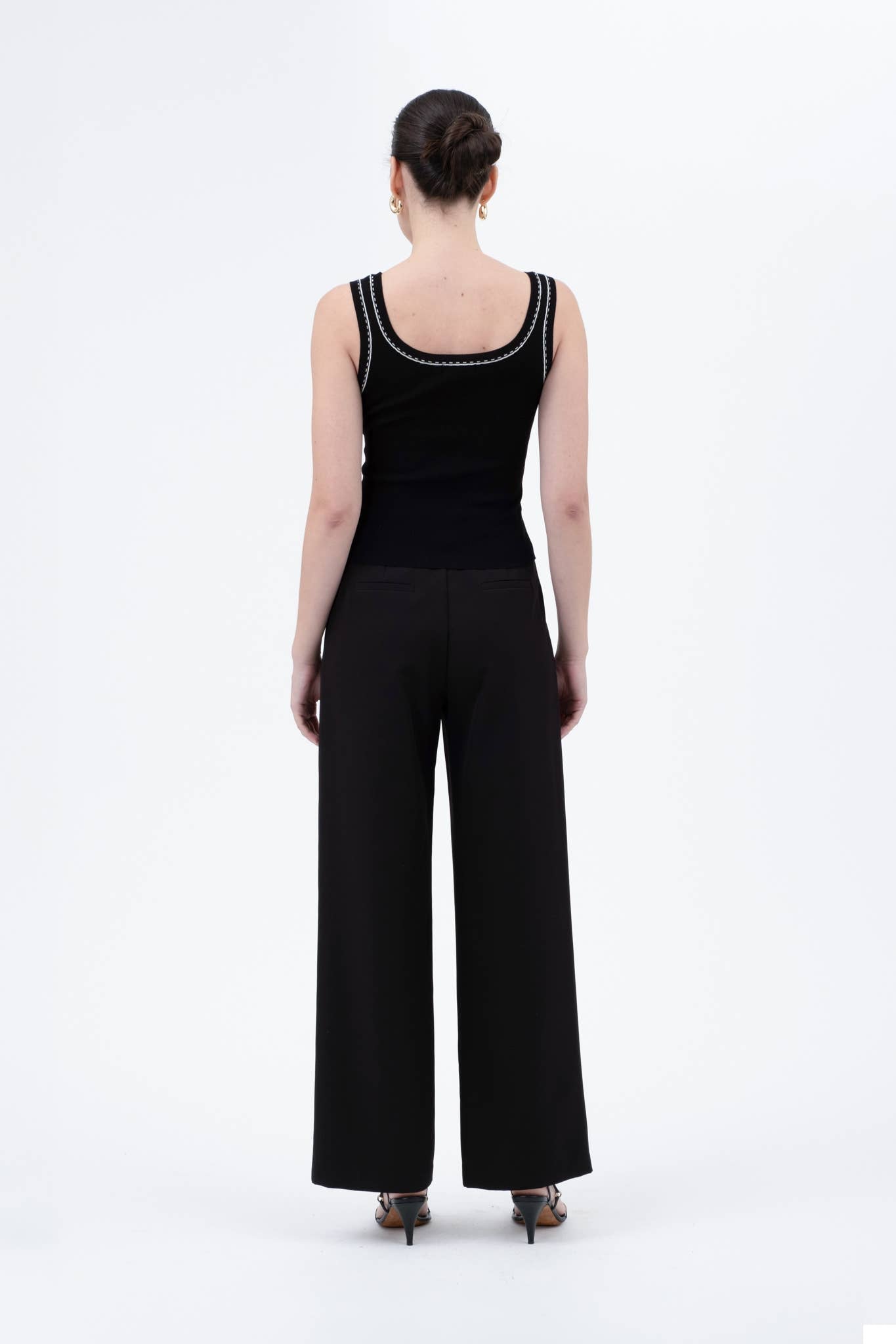 Contrast Line Stitch Detail Sweater Knit Tank