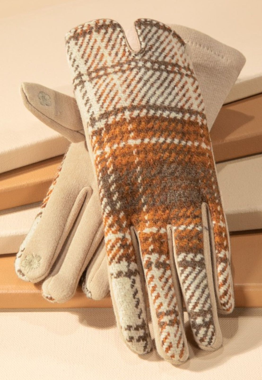 Gants chauds au toucher intelligent à carreaux Ivory Chic