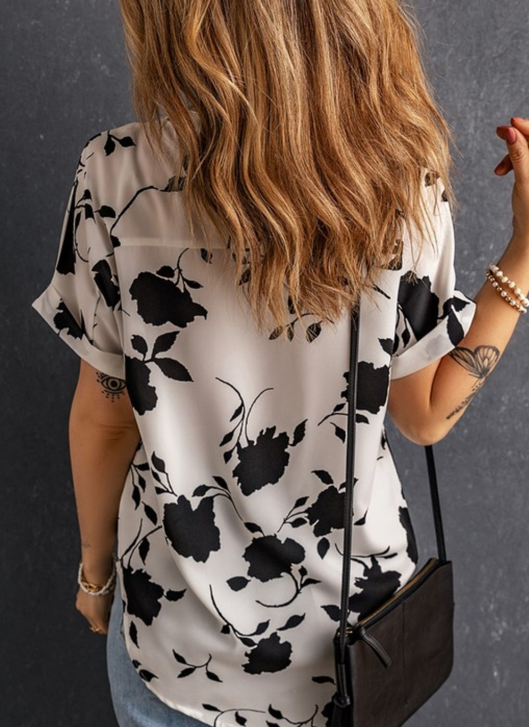 Loose Fitting Floral Printed Short Sleeve Blouse